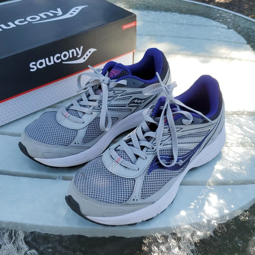 Saucony Cohesion 14 Women's Size 10 EUC White Purple